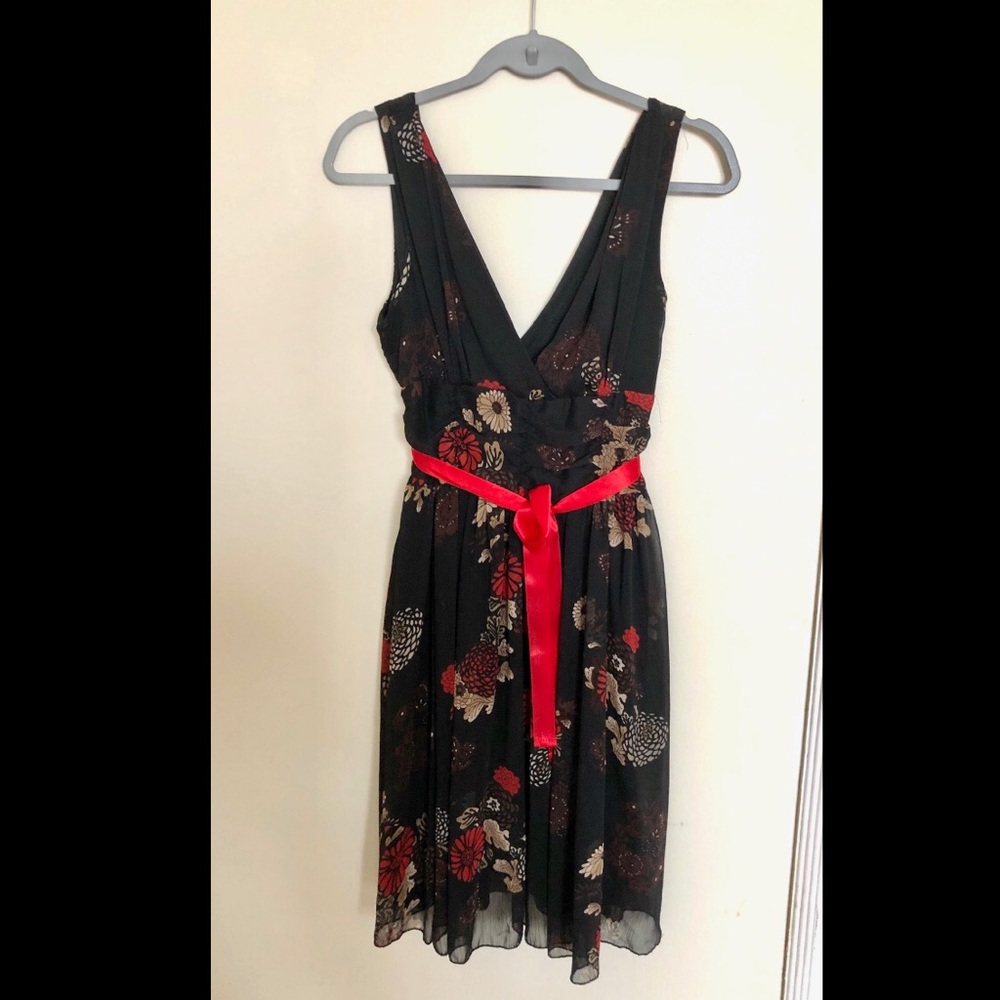 (NWT) Forever 21 Floral Red Sash Dress